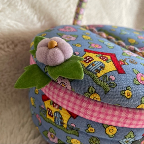 Rare Vintage 2001 Mary Engelbreit Flower Hearts Cute Sewing Basket - Picture 3 of 7